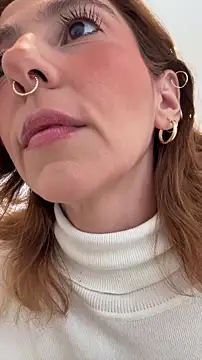 Snapshot of Evangelyne_1 chatting on November 16, 1:38 pm Evangelyne 1 online show from November 16, 1:38 pm