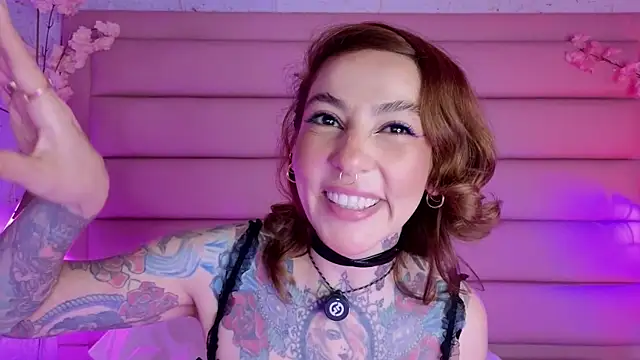 Evangelyne 1 online show from April 10, 3:41 pm