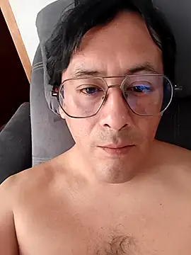 Yimicito online show from March 10, 9:52 pm