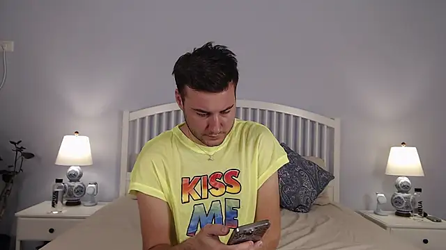JustinMorrisX online show from September 13, 9:09 am