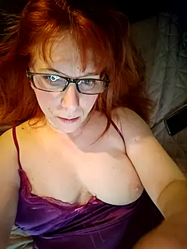 lollipop cat online show from May 2, 10:04 pm
