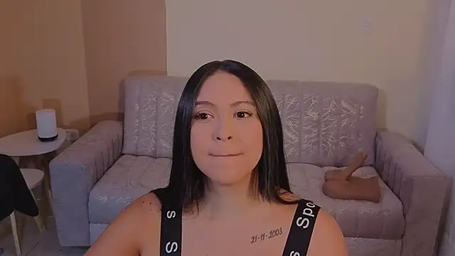 ToriCrossX online show from April 2, 5:41 pm