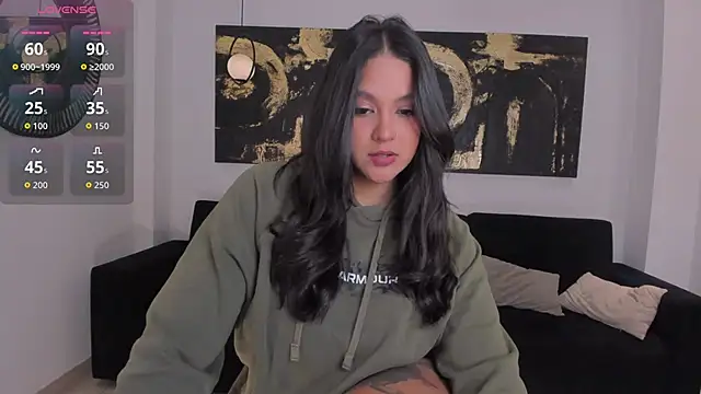 ToriCrossX online show from October 27, 1:01 pm