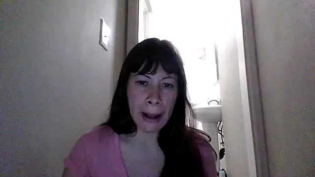 Snapshot of petitedoll29 chatting on October 29, 7:46 pm petitedoll29 online show from October 29, 7:46 pm