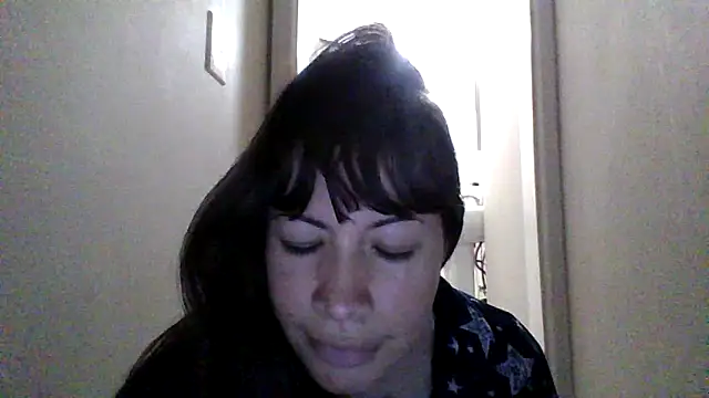 Snapshot of petitedoll29 chatting on November 21, 8:30 pm petitedoll29 online show from November 21, 8:30 pm