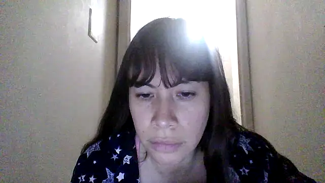 Snapshot of petitedoll29 chatting on December 1, 8:42 pm petitedoll29 online show from December 1, 8:42 pm