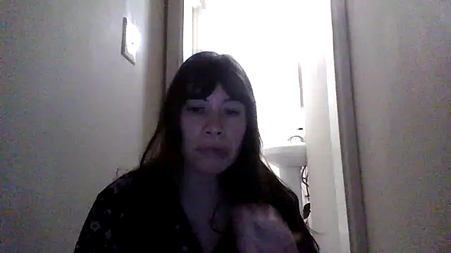 Snapshot of petitedoll29 chatting on December 2, 8:10 pm petitedoll29 online show from December 2, 8:10 pm