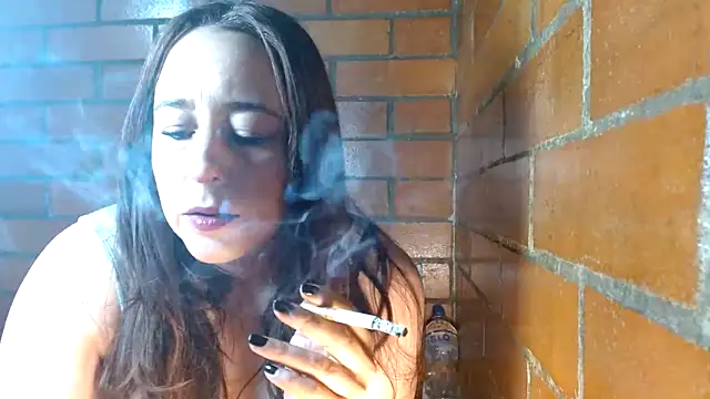 jenniferS  online show from January 19, 5:00 am