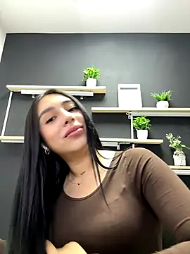 isabella jade online show from November 13, 1:15 pm