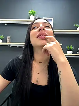 isabella jade online show from December 1, 8:53 pm