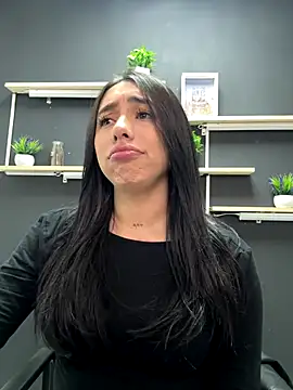 isabella jade online show from December 3, 11:36 pm