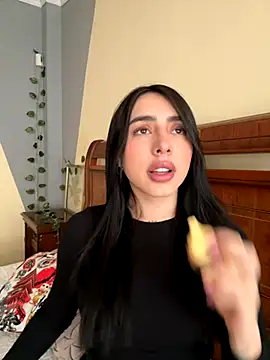 Snapshot of isabella_jade chatting on October 16, 1:52 pm isabella jade online show from October 16, 1:52 pm