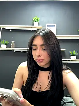 isabella jade online show from December 2, 5:36 pm