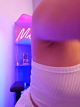 miaeyes online show from January 14, 6:38 pm