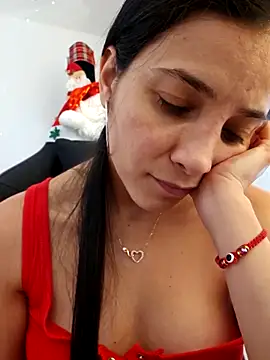 miaeyes online show from December 13, 1:12 pm