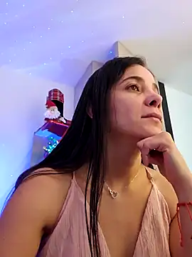 miaeyes online show from December 27, 2:22 pm