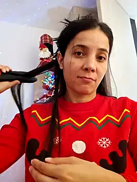 miaeyes online show from December 24, 5:13 pm