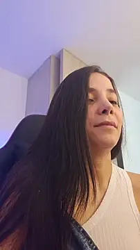 miaeyes online show from November 20, 6:08 pm