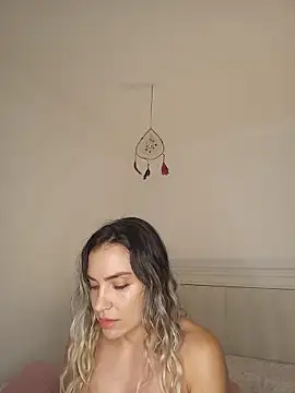 Snapshot of ASHLEY_BLAIR chatting on June 17, 7:02 pm ASHLEY BLAIR online show from June 17, 7:02 pm