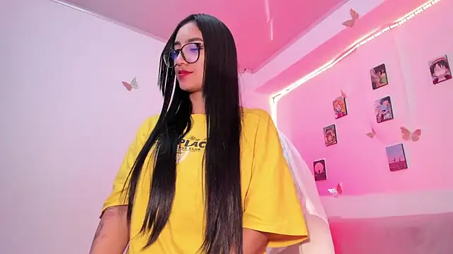 ineedmydaddy  online show from September 29, 1:12 am