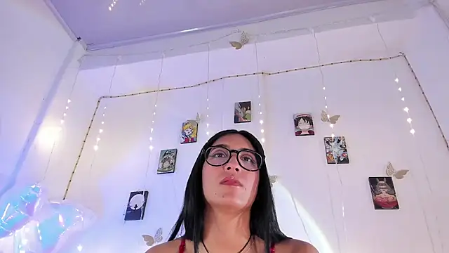 ineedmydaddy  online show from March 20, 2:12 am