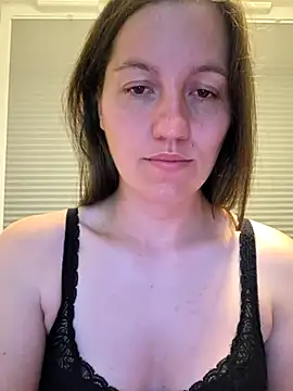 Nicole-Ray online show from July 17, 10:40 pm