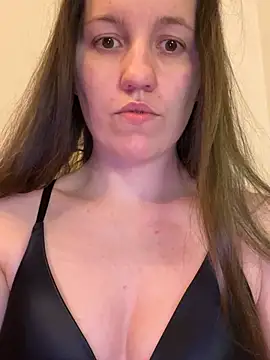 Snapshot of Nicole-Ray chatting on January 10, 7:11 pm Nicole-Ray online show from January 10, 7:11 pm