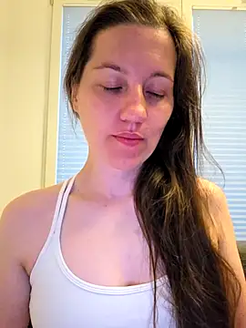 Nicole-Ray online show from June 10, 7:04 pm