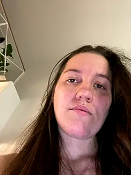 Nicole-Ray online show from October 28, 8:35 am