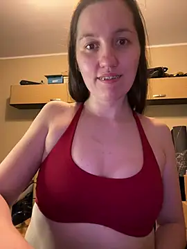 Snapshot of Nicole-Ray chatting on February 5, 9:29 pm Nicole-Ray online show from February 5, 9:29 pm