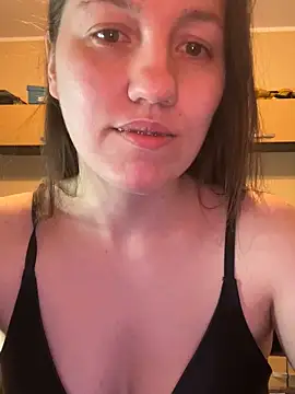Snapshot of Nicole-Ray chatting on March 15, 9:19 am Nicole-Ray online show from March 15, 9:19 am