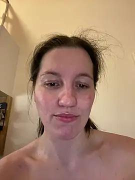 Nicole-Ray online show from January 11, 6:37 pm