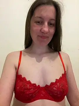 Nicole-Ray online show from May 8, 7:50 pm