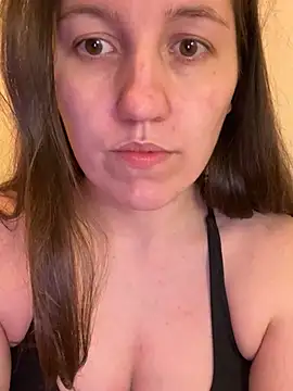 Snapshot of Nicole-Ray chatting on February 10, 7:17 pm Nicole-Ray online show from February 10, 7:17 pm