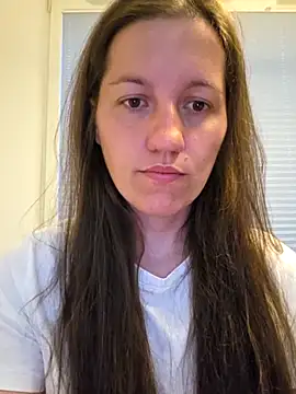 Nicole-Ray online show from July 1, 7:25 pm