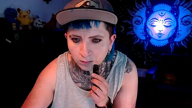 Snapshot of Marieblueeyes chatting on March 13, 6:05 am Marieblueeyes online show from March 13, 6:05 am