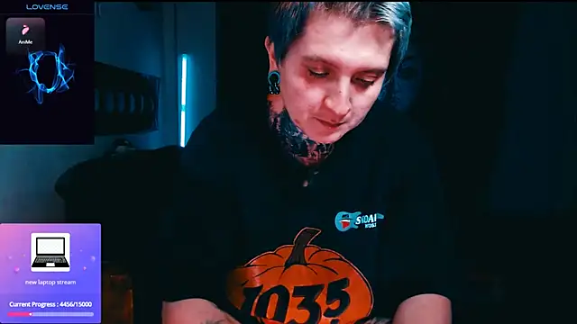 Marieblueeyes online show from March 13, 2:27 am