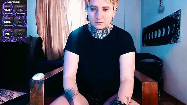 Marieblueeyes online show from November 25, 1:55 pm