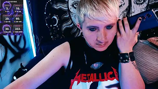 Marieblueeyes online show from May 13, 6:59 pm