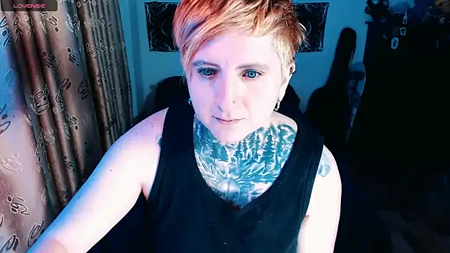 Marieblueeyes online show from November 9, 4:38 am