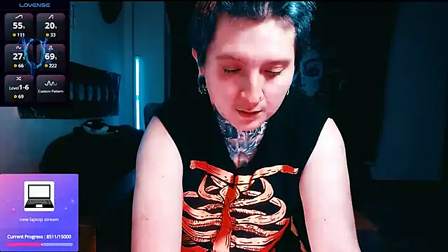 Marieblueeyes online show from March 19, 3:06 am