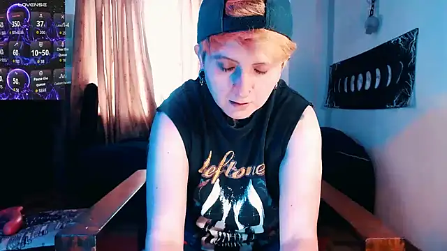 Marieblueeyes online show from November 28, 3:56 pm