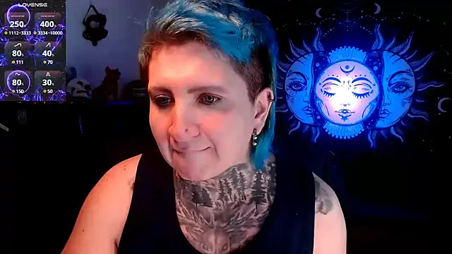 Snapshot of Marieblueeyes chatting on February 26, 1:14 am Marieblueeyes online show from February 26, 1:14 am