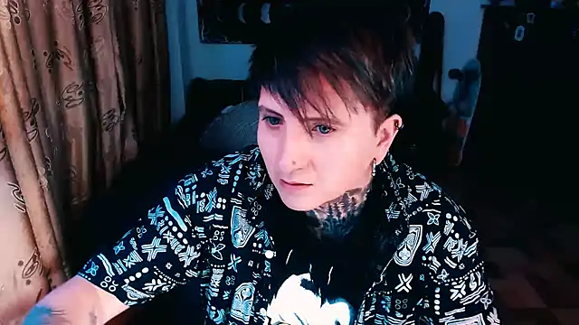 Marieblueeyes online show from October 24, 12:42 am