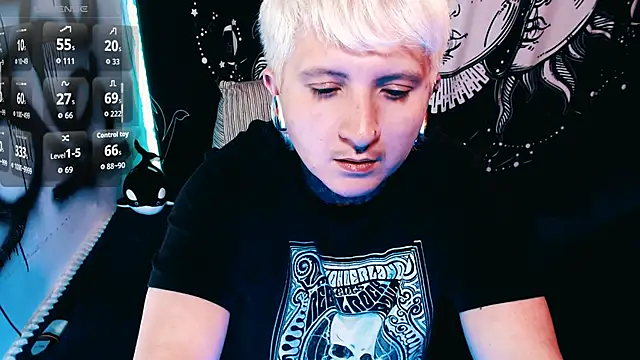Marieblueeyes online show from June 1, 1:50 am