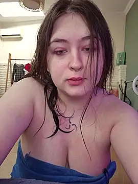 Snapshot of Yammy_Yumi chatting on June 26, 2:23 pm Yammy Yumi online show from June 26, 2:23 pm