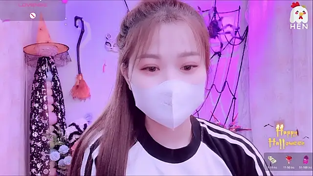 Snapshot of hen237 chatting on October 25, 9:48 pm hen237 online show from October 25, 9:48 pm