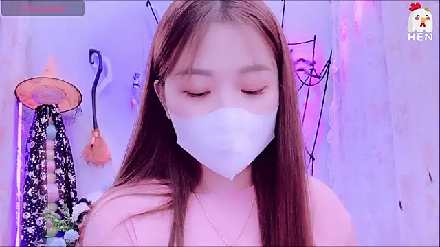 Snapshot of hen237 chatting on October 21, 9:47 pm hen237 online show from October 21, 9:47 pm