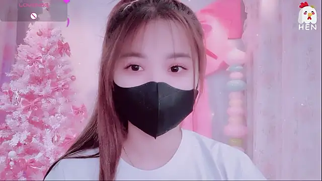 Snapshot of hen237 chatting on November 18, 12:04 am hen237 online show from November 18, 12:04 am