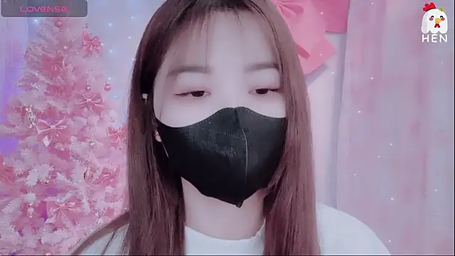 Snapshot of hen237 chatting on November 25, 12:33 am hen237 online show from November 25, 12:33 am